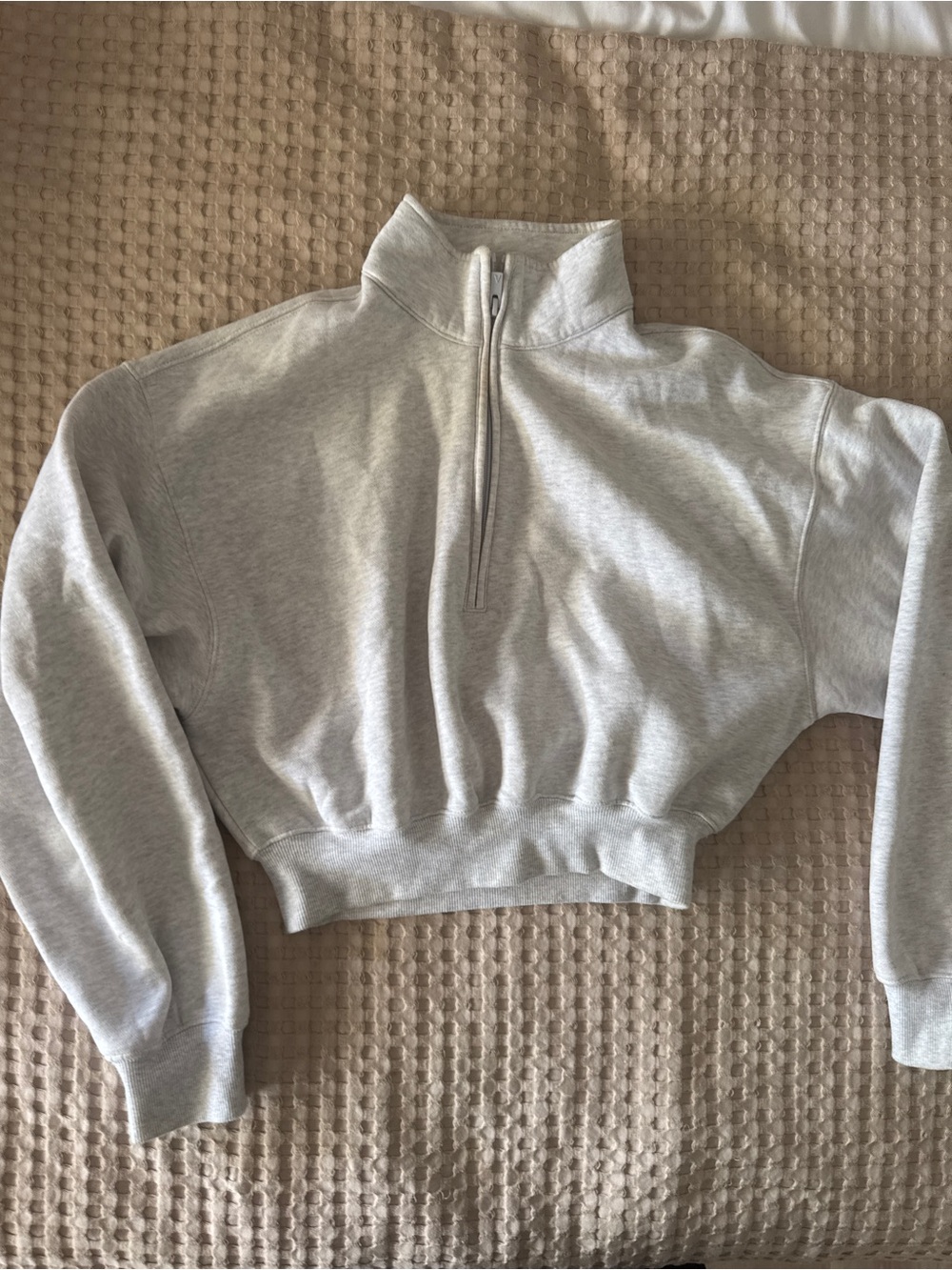 Aritzia Light Gray Cropped Half-Zip Sweatshirt